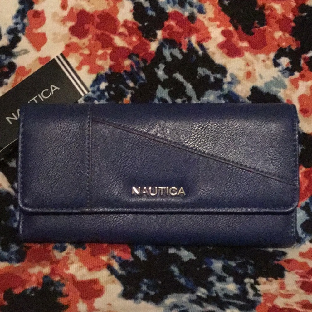 Nautica wallet w/ RFID Blocking Protection NWT